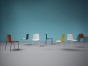 Krzesła biurowe w nowoczesnym stylu o różnej kolorystyce 