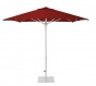 Czerwony parasol do gastronomi