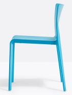 Krzesło sztaplowane Pedrali z polipropylenu VOLT 670 - P