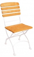 Krzesło z drewnianym siedziskiem i oparciem na białym metalowym stelażu