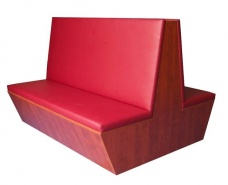 Czerwona loża barowa o gładkim siedzisku i gładkim oparciu