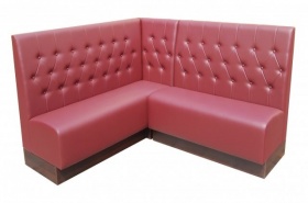 Narożna loża z gładkim siedziskiem i podstawie z melaminy