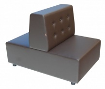 Brązowa sofa podwójna do restauracji