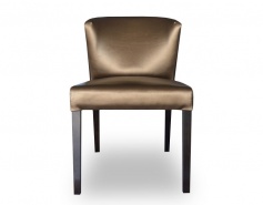 Stylowe krzesła tapicerowane do wyposażenia luksusowych wnętrz