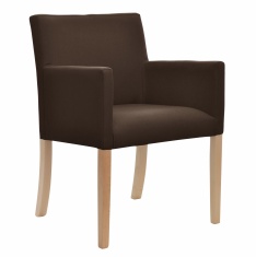 Fotele o klasycznym designie to elegankich wnętrz