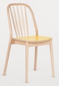 Jasne krzesło drewniane do restauracji