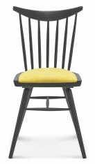Krzesło o charakterze klasycznym do wyposażenia wnętrz restauracji 